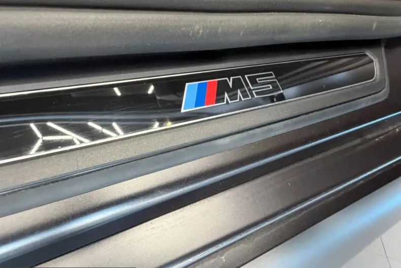BMW M5 (Seria 5) din 2025 cu 23.870 km - oferta BMW232174 - foto 26