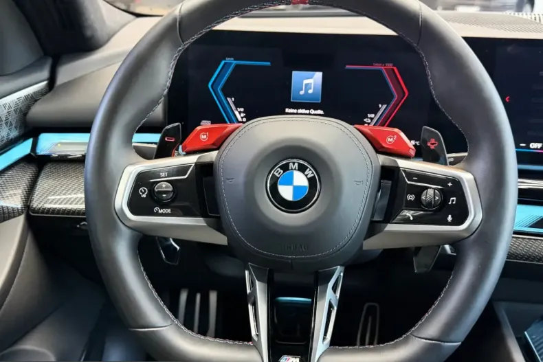 BMW M5 (Seria 5) din 2025 cu 23.870 km - oferta BMW232174 - foto 32