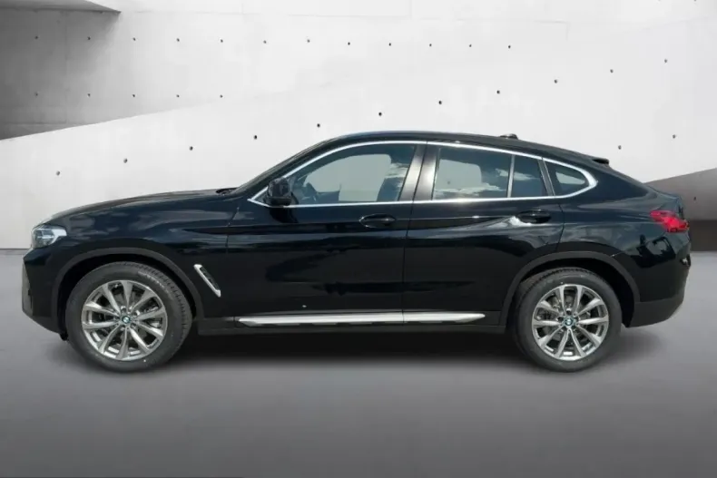 BMW X4 (Seria X) din 2022 cu 33.700 km - oferta BMW232179 - foto 3