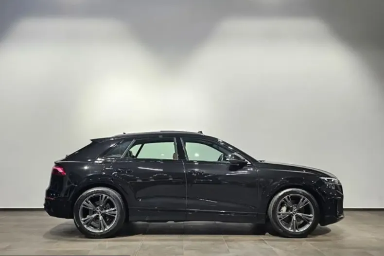 Audi Q8 din 2024 cu 47.963 km - oferta AUD232185 - foto 5