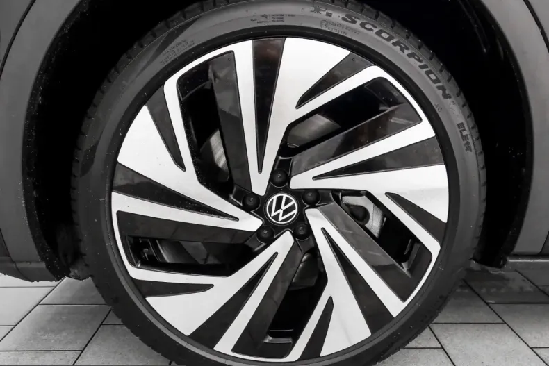 Volkswagen ID.4 din 2025 cu 9.575 km - oferta VOL232187 - foto 4