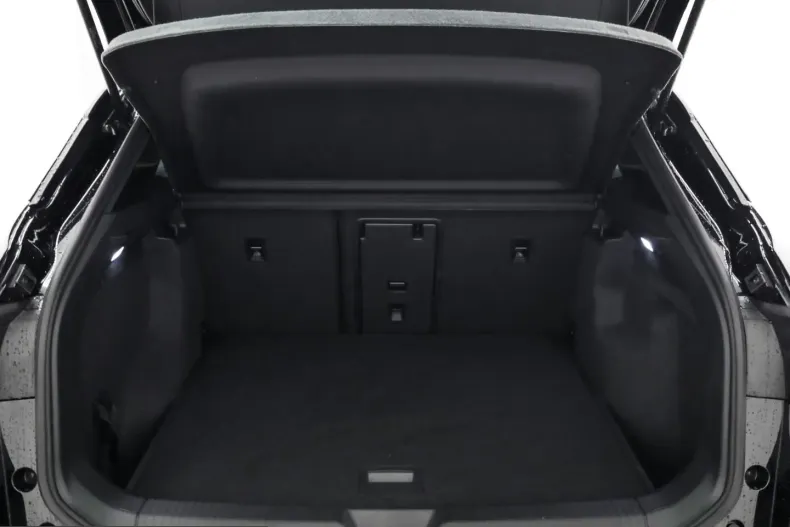 Volkswagen ID.4 din 2025 cu 9.575 km - oferta VOL232187 - foto 11
