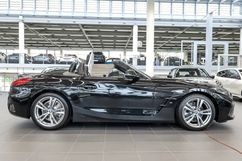 BMW Z4 (Seria Z) din 2025 cu 8.783 km - oferta BMW232199 - foto 1