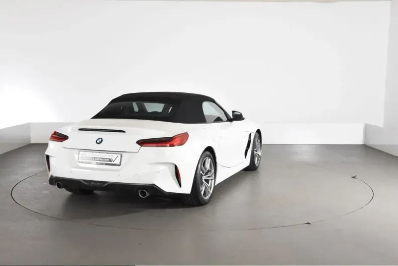 BMW Z4 (Seria Z) din 2025 cu 7.261 km - oferta BMW232202 - foto 3