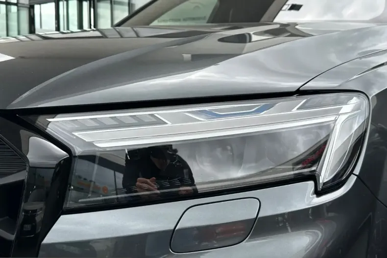 Audi SQ7 din 2024 cu 35.866 km - oferta AUD232207 - foto 11