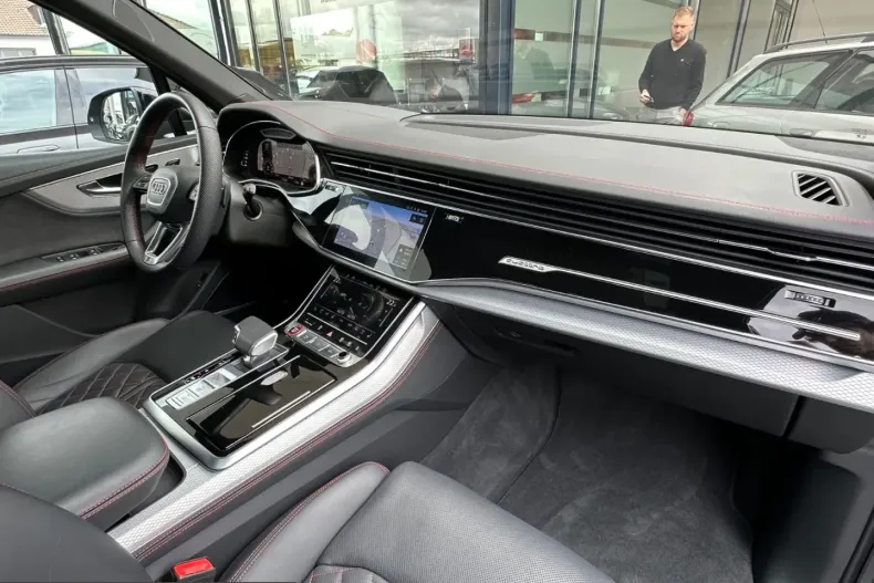 Audi SQ7 din 2024 cu 35.866 km - oferta AUD232207 - foto 16