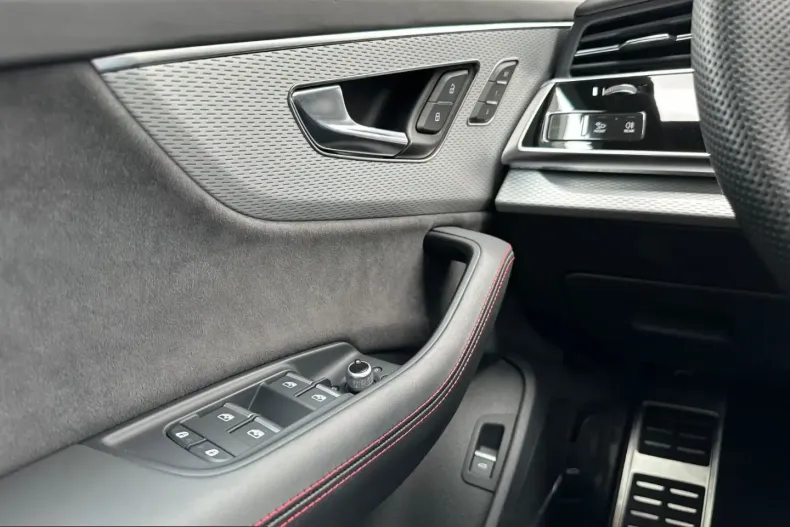 Audi SQ7 din 2024 cu 35.866 km - oferta AUD232207 - foto 21