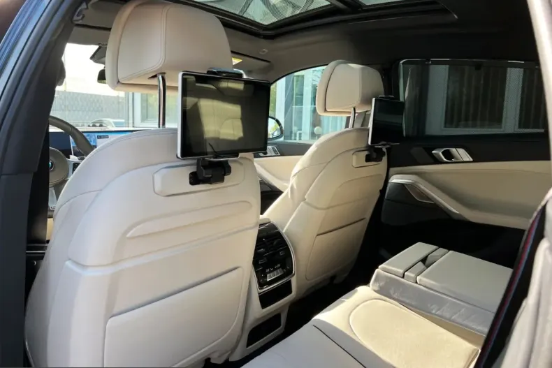 BMW X6 (Seria X) din 2023 cu 6.143 km - oferta BMW232227 - foto 2
