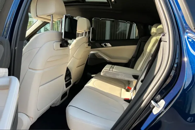 BMW X6 (Seria X) din 2023 cu 6.143 km - oferta BMW232227 - foto 17