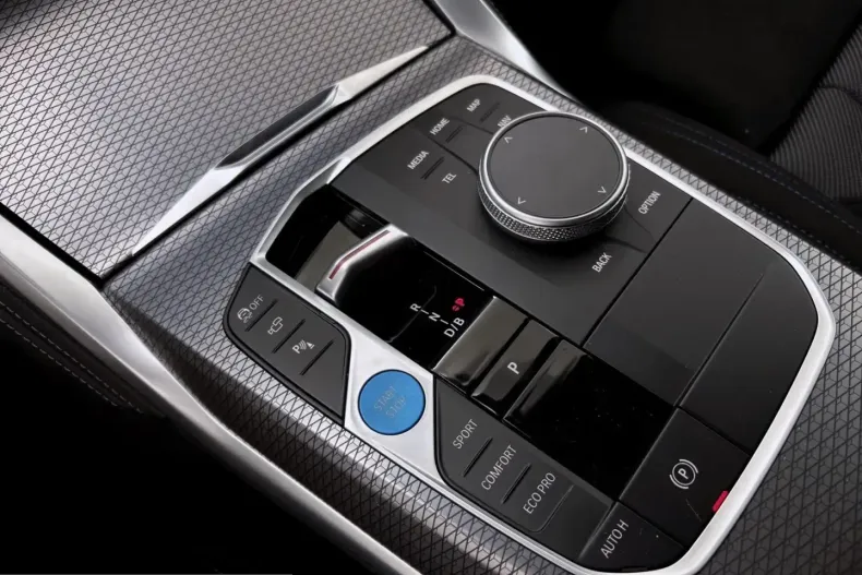 BMW i4 (Seria 4) din 2025 cu 17.100 km - oferta BMW232231 - foto 13