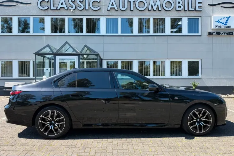 BMW 740 (Seria 7) din 2025 cu 79.158 km - oferta BMW232232 - foto 3