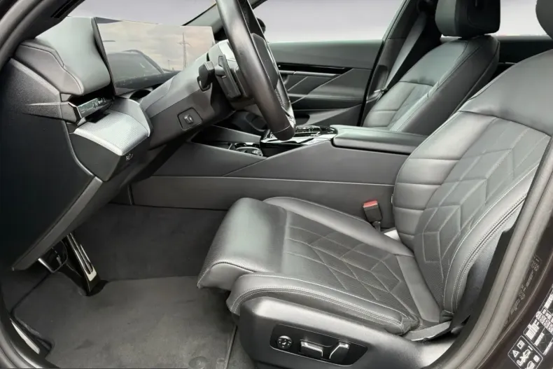 BMW 520 (Seria 5) din 2024 cu 61.461 km - oferta BMW232243 - foto 5