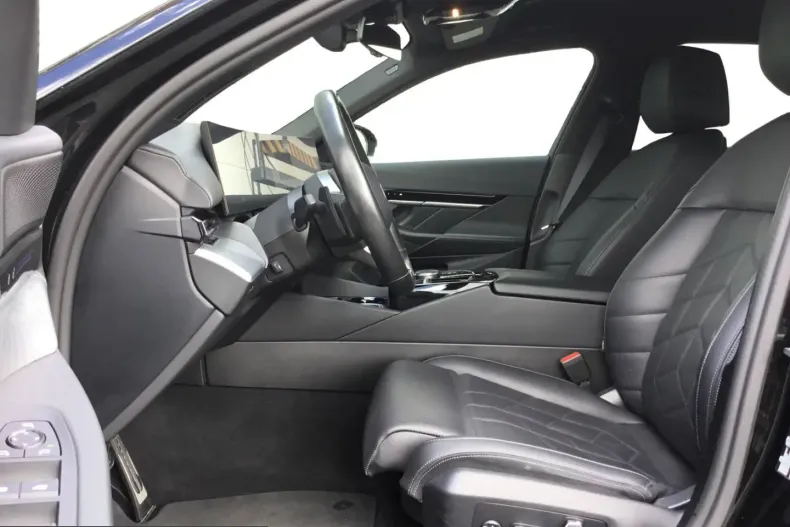 BMW 520 (Seria 5) din 2024 cu 50.400 km - oferta BMW232244 - foto 4