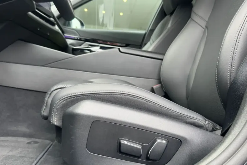 BMW 520 (Seria 5) din 2024 cu 42.800 km - oferta BMW232247 - foto 13
