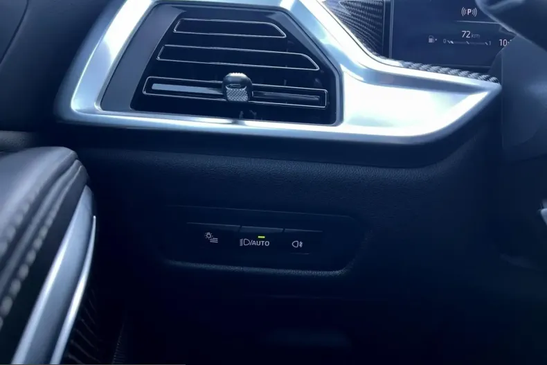 BMW X6 (Seria X) din 2023 cu 84.408 km - oferta BMW232271 - foto 34