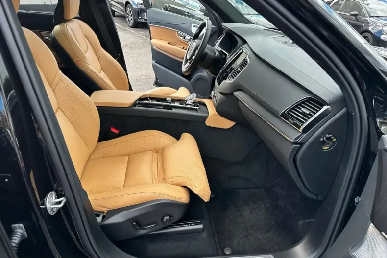 Volvo XC90 din 2024 cu 4.745 km - oferta VOL232276 - foto 15