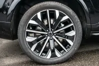 Volvo XC90 din 2025 cu 12.000 km - oferta VOL232277 - foto 3