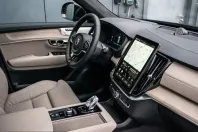 Volvo XC90 din 2025 cu 12.000 km - oferta VOL232277 - foto 4