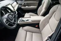 Volvo XC90 din 2025 cu 12.000 km - oferta VOL232277 - foto 11