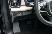 Volvo XC90 din 2025 cu 12.000 km - oferta VOL232277 - foto 13
