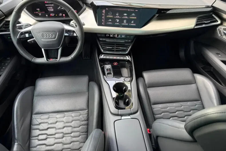 Audi RS e-tron GT din 2023 cu 28.900 km - oferta AUD232278 - foto 13