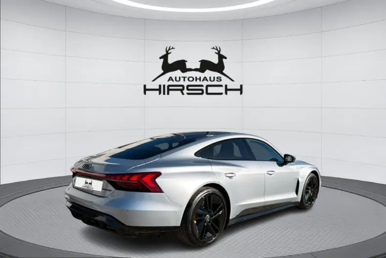 Audi RS e-tron GT din 2024 cu 11.900 km - oferta AUD232282 - foto 4