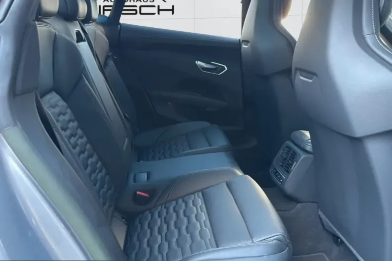 Audi RS e-tron GT din 2024 cu 11.900 km - oferta AUD232282 - foto 29