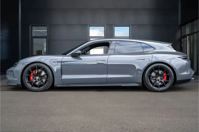 Porsche Taycan din 2025 cu 22.900 km - oferta POR232286 - foto 2