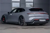Porsche Taycan din 2025 cu 22.900 km - oferta POR232286 - foto 3