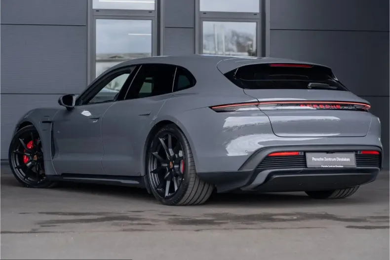 Porsche Taycan din 2025 cu 22.900 km - oferta POR232286 - foto 3