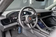 Porsche Taycan din 2025 cu 22.900 km - oferta POR232286 - foto 4