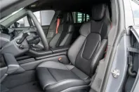 Porsche Taycan din 2025 cu 22.900 km - oferta POR232286 - foto 5