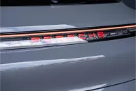 Porsche Taycan din 2025 cu 22.900 km - oferta POR232286 - foto 12
