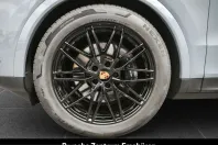 Porsche Cayenne din 2024 cu 19.590 km - oferta POR232287 - foto 11