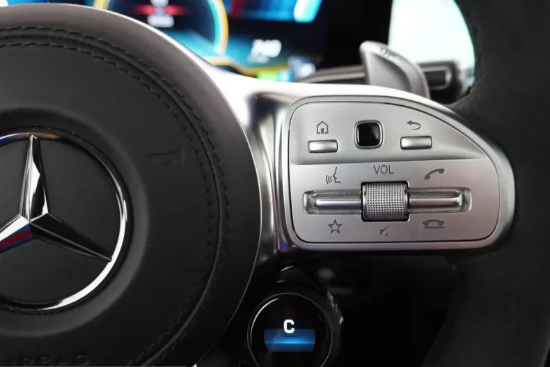 Mercedes-Benz GLE 63 AMG (Clasa GLE) din 2024 cu 43.527 km - oferta MER232288 - foto 43