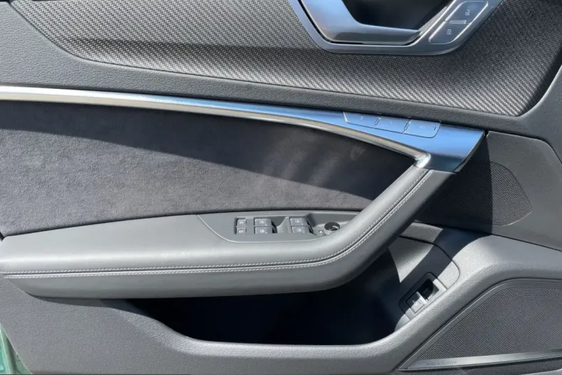 Audi RS6 din 2024 cu 16.800 km - oferta AUD232291 - foto 14