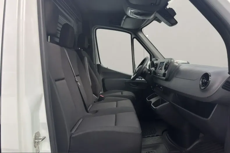 Mercedes-Benz Sprinter din 2024 cu 31.434 km - oferta MER232292 - foto 9
