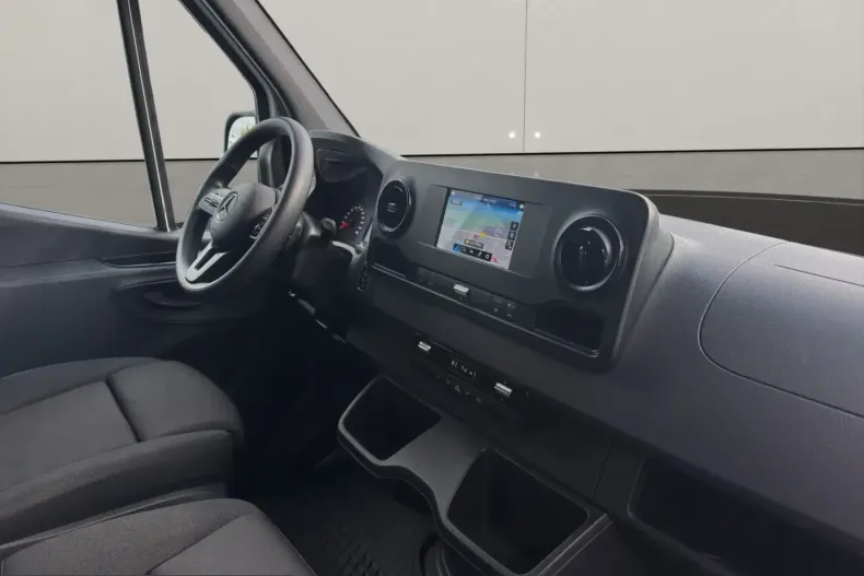 Mercedes-Benz Sprinter din 2024 cu 31.434 km - oferta MER232292 - foto 11