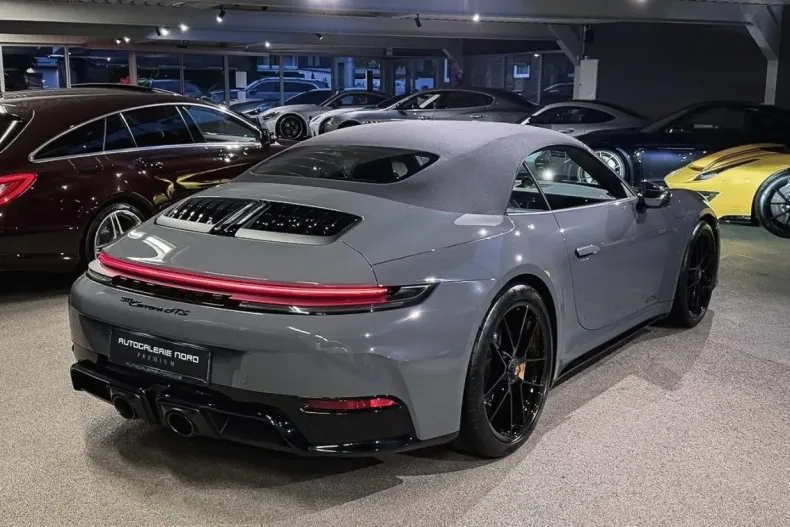 Porsche 992 din 2025 cu 8.500 km - oferta POR232293 - foto 11