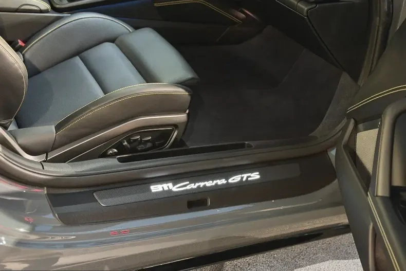 Porsche 992 din 2025 cu 8.500 km - oferta POR232293 - foto 21