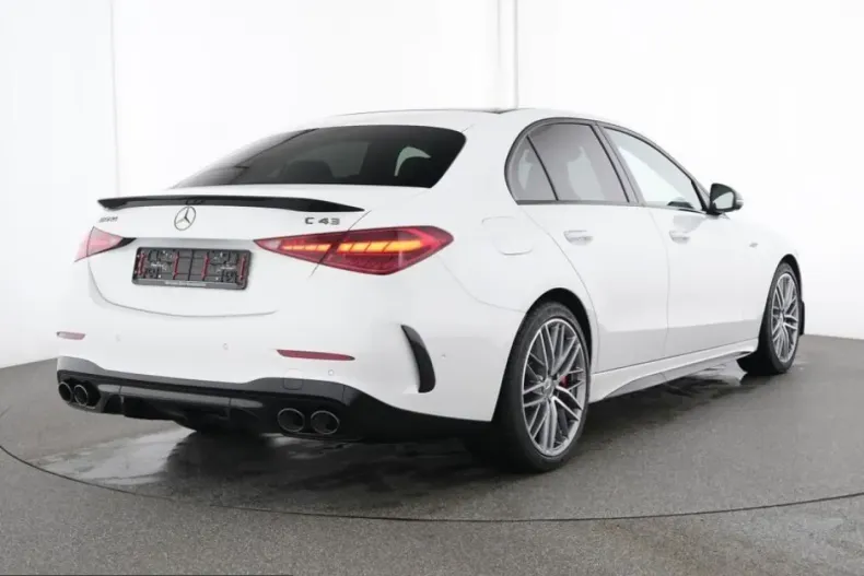 Mercedes-Benz C 43 AMG (Clasa C) din 2025 cu 15.392 km - oferta MER232295 - foto 2