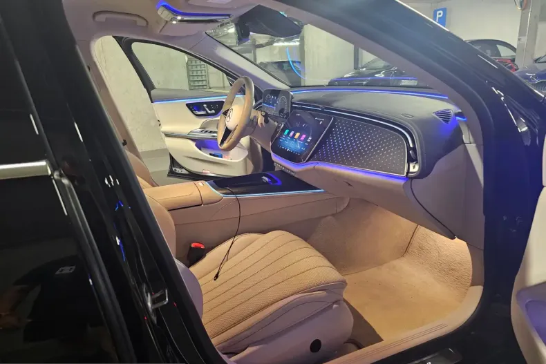 Mercedes-Benz E 400 (Clasa E) din 2024 cu 18.500 km - oferta MER232298 - foto 8