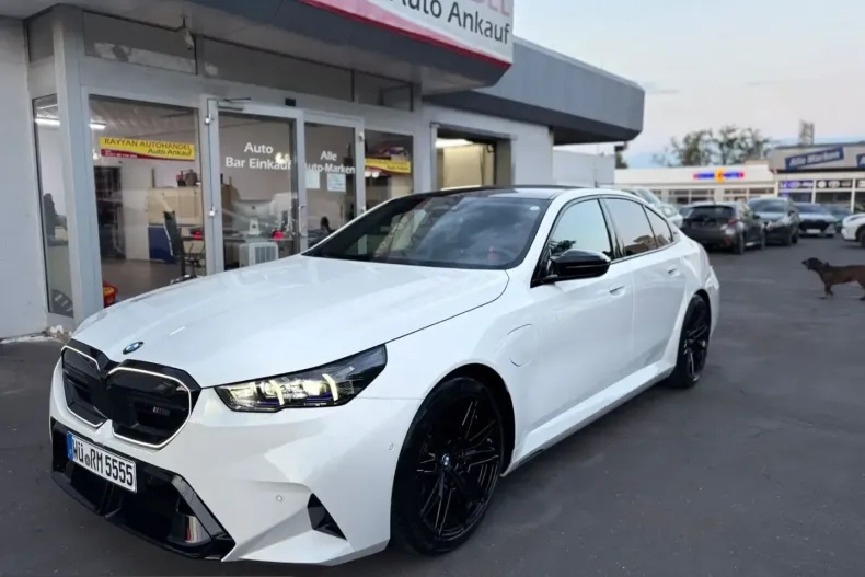 BMW M5 (Seria 5) din 2025 cu 12.000 km - oferta BMW232299 - foto 6
