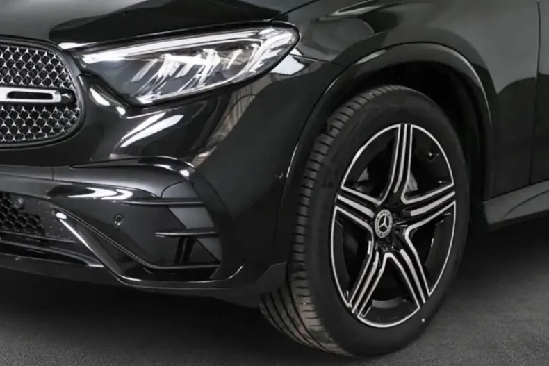 Mercedes-Benz GLC 200 (Clasa GLC) din 2025 cu 6.765 km - oferta MER232311 - foto 3