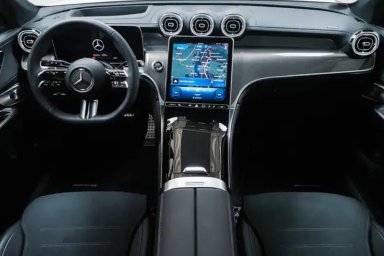 Mercedes-Benz GLC 200 (Clasa GLC) din 2025 cu 4.018 km - oferta MER232312 - foto 4