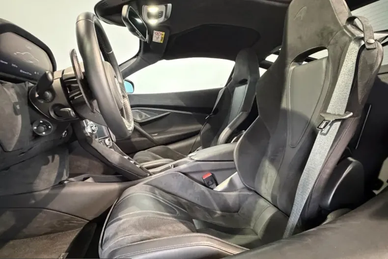 McLaren 720S din 2024 cu 3.150 km - oferta MCL232316 - foto 11