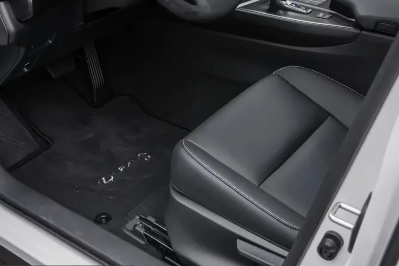 Lexus UX din 2026 cu 100 km - oferta LEX232324 - foto 10