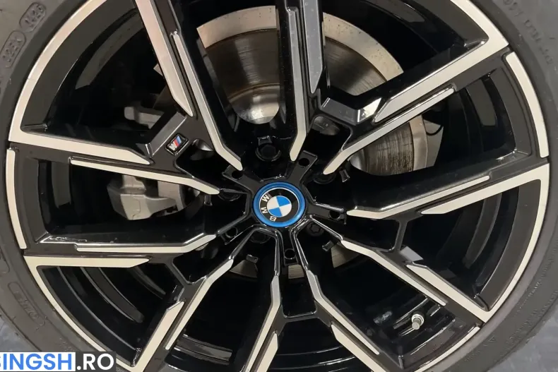 BMW i4 (Seria 4) din 2023 cu 71.908 km - oferta BMW232325 - foto 13