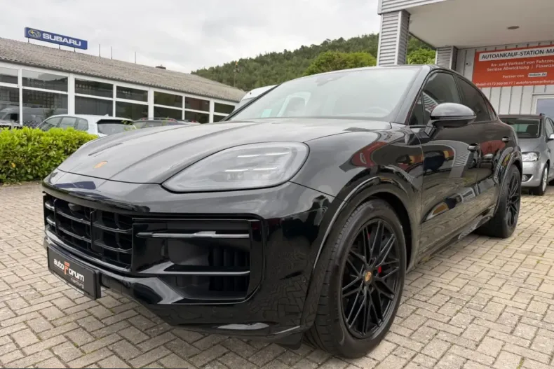 Porsche Cayenne din 2024 cu 34.350 km - oferta POR232331 - foto 1