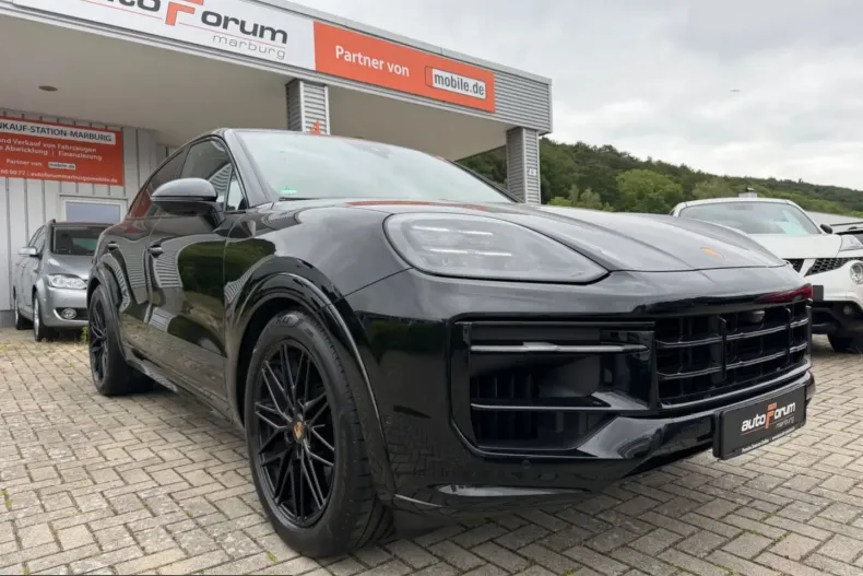Porsche Cayenne din 2024 cu 34.350 km - oferta POR232331 - foto 3